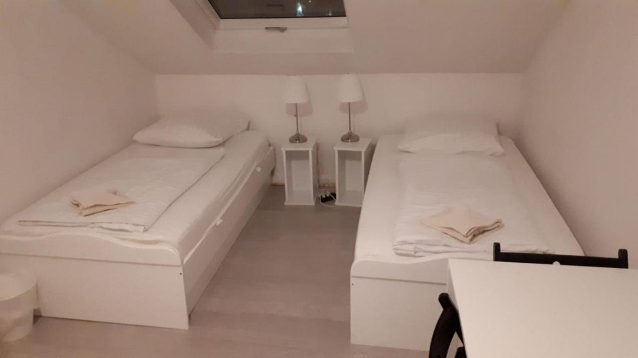 Gz Hotel Airport Koeln Bonn Troisdorf Buitenkant foto
